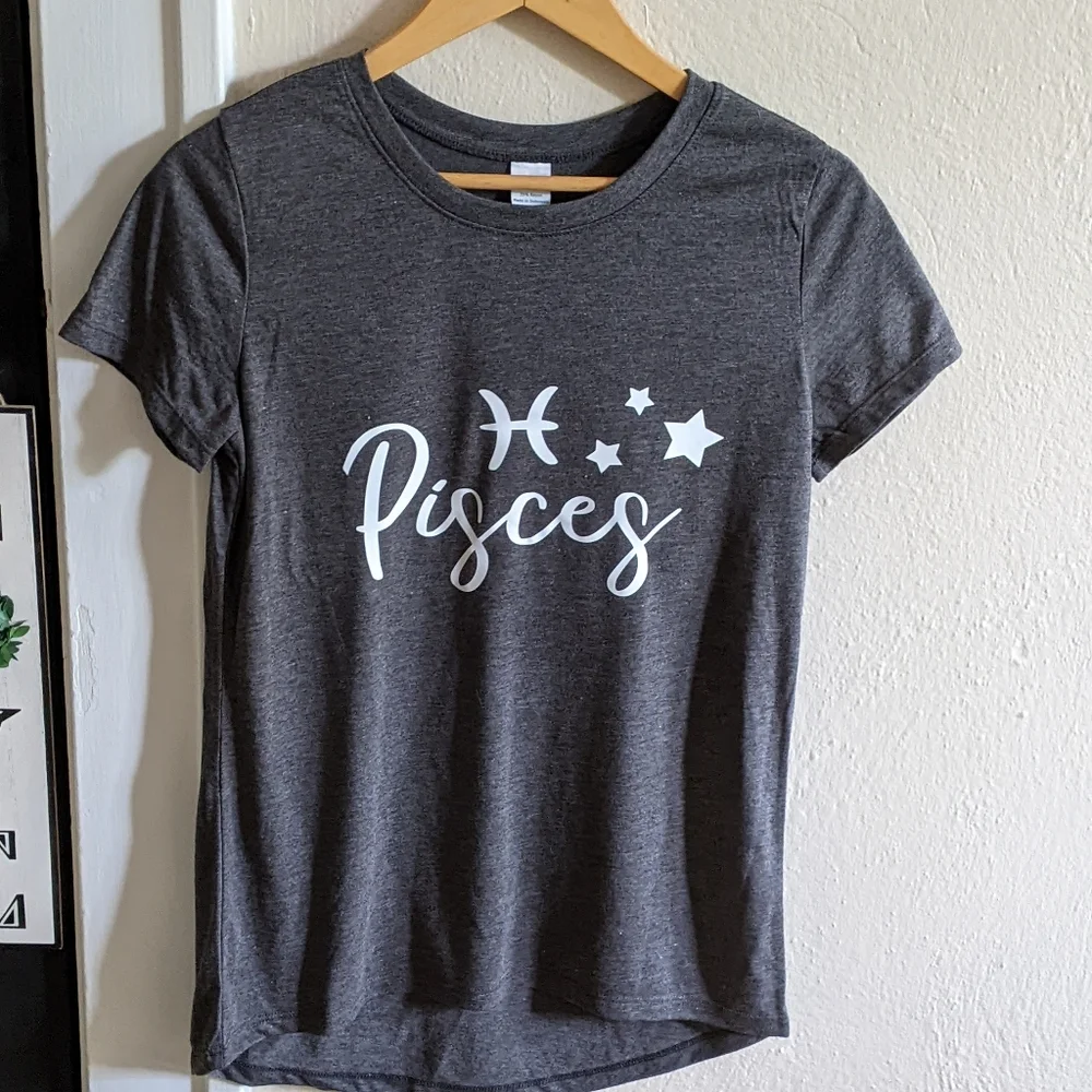 ✨Pisces Zodiac♓ Graphic Soft Blend Tee | ✂️HANDCRAFTED! - Picture 2 of 10